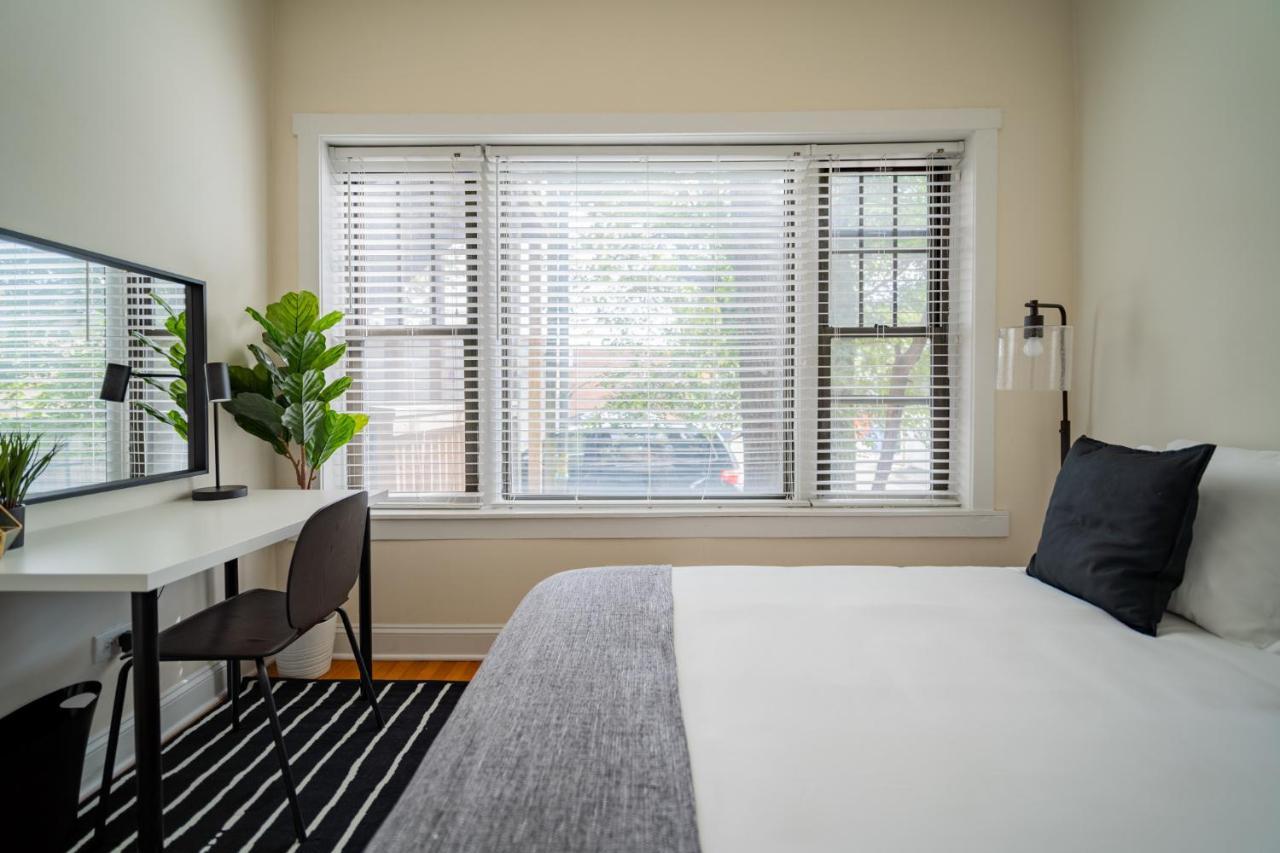 3-bedroom Gem With In-unit Laundry - Lawndale 1 & 2 Rep Chicago