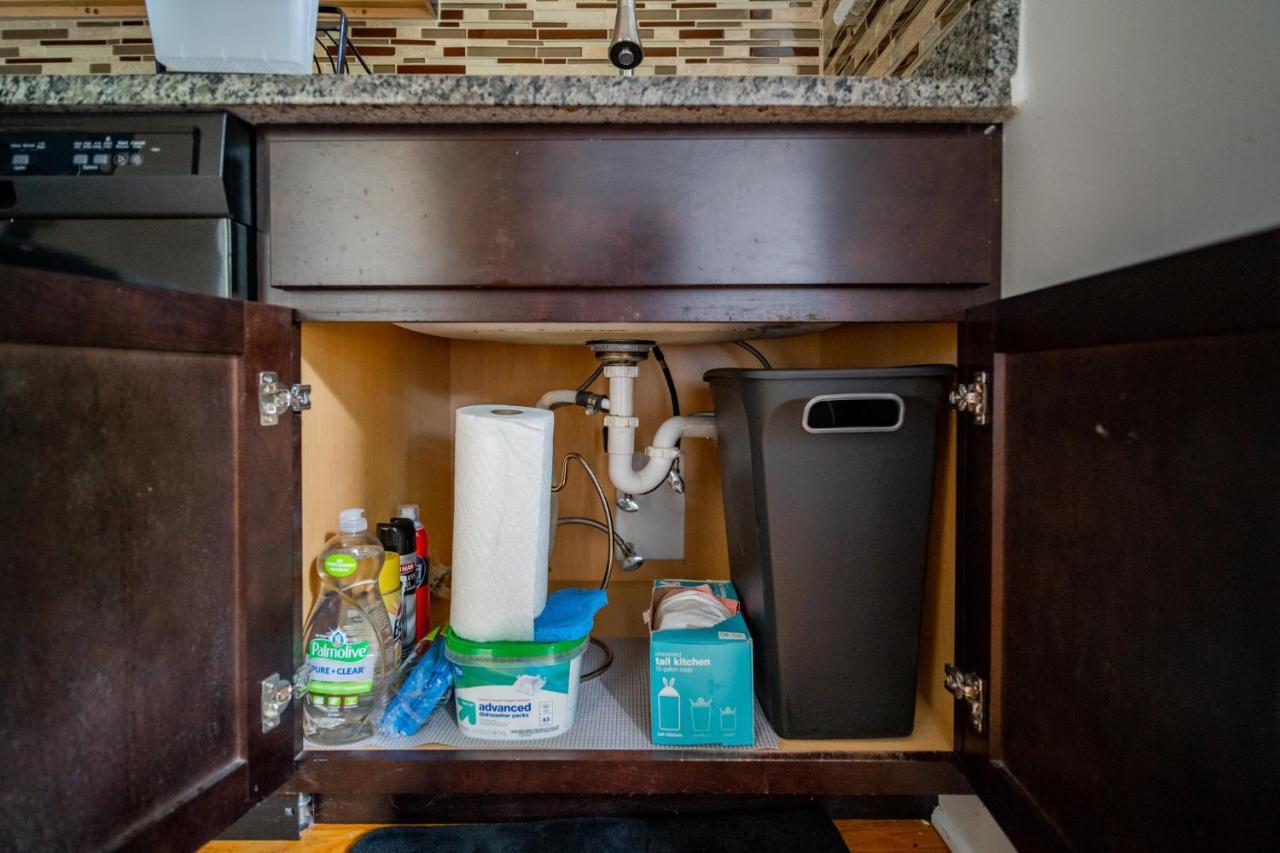 3-bedroom Gem With In-unit Laundry - Lawndale 1 & 2 Rep