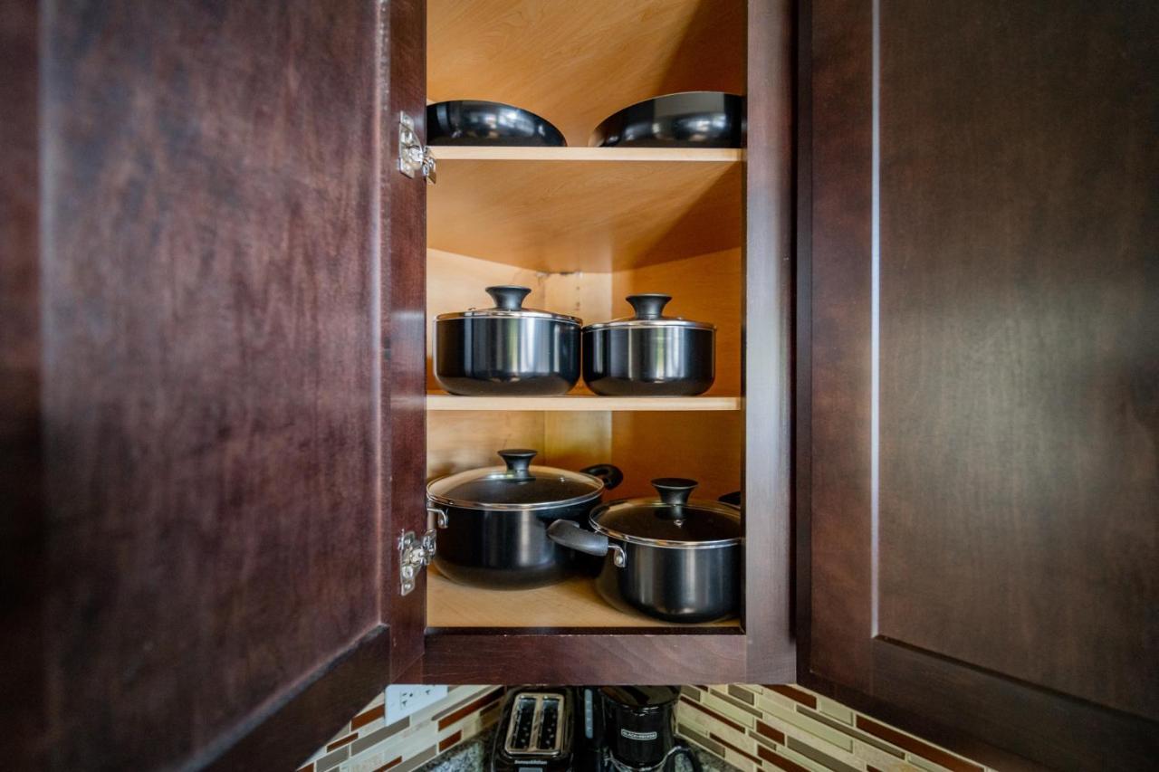 3-bedroom Gem With In-unit Laundry - Lawndale 1 & 2 Rep Chicago